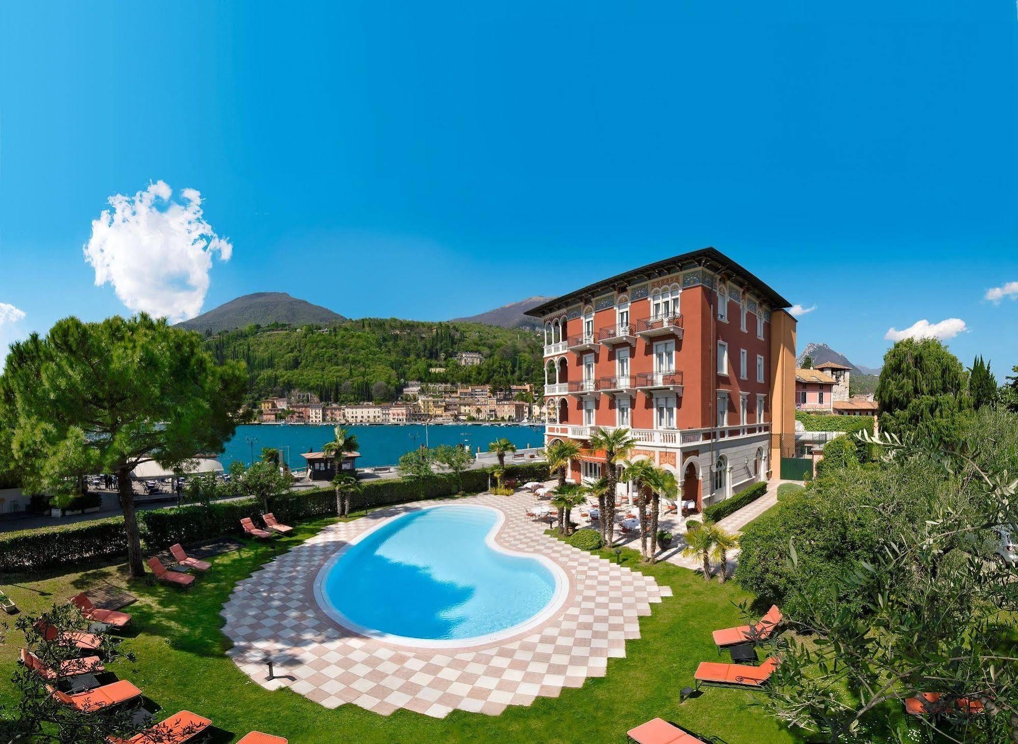 Hotel Milano 4*